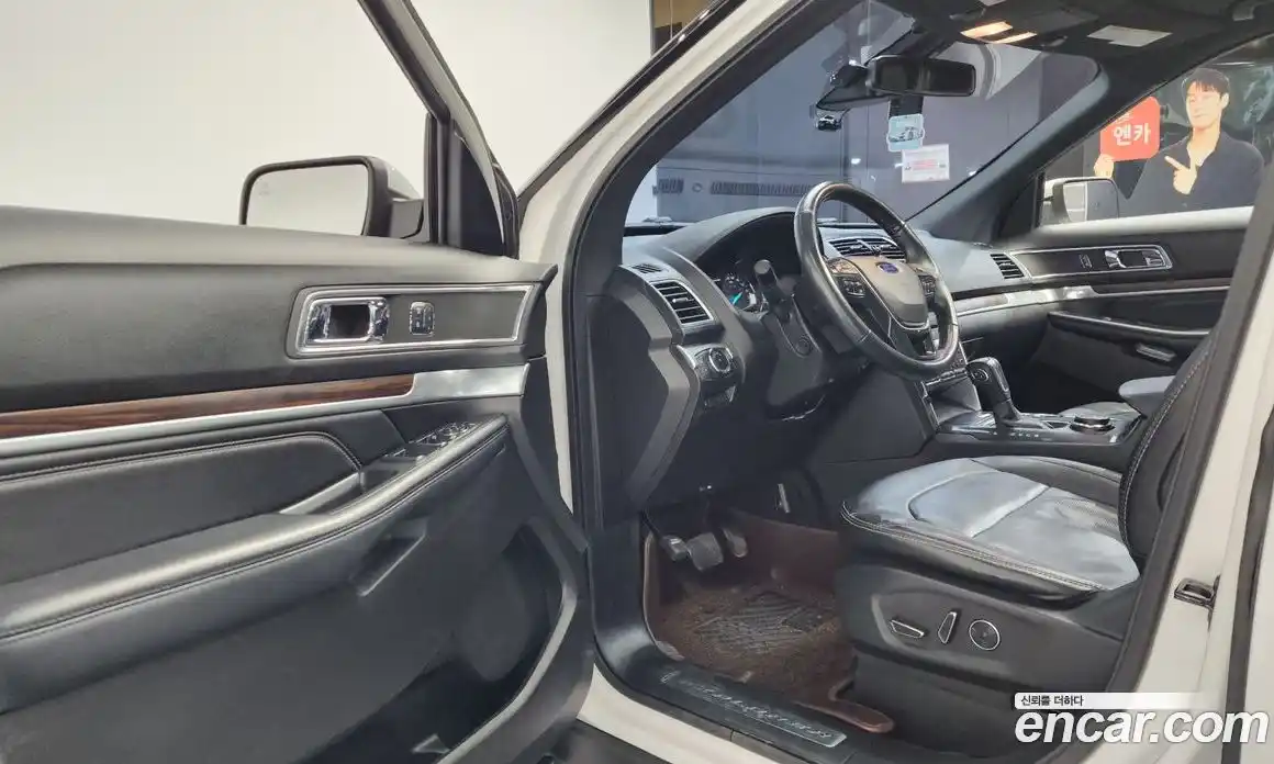 Ford Explorer 2018 2.3 Автомат в Москве № 170970, фото 16