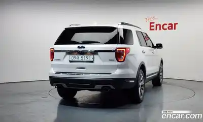 Ford Explorer 2018 2.3 Автомат в Москве № 170970, миниатюра 2