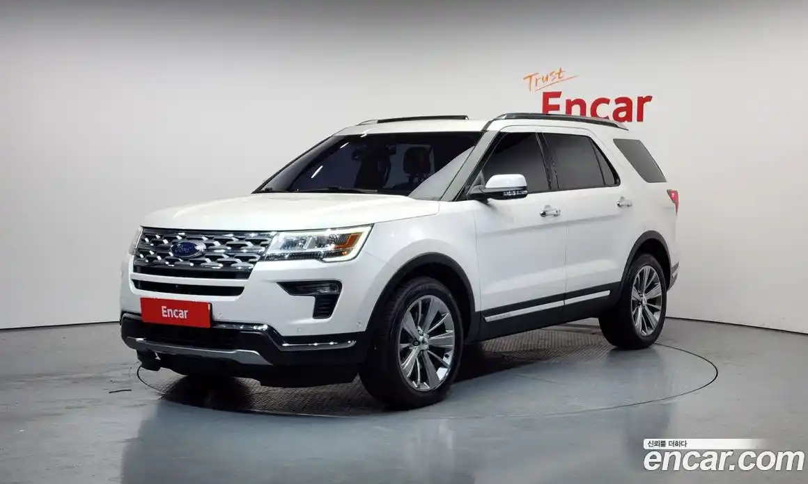 Ford Explorer 2018 2.3 Автомат в Москве № 170970, фото 6