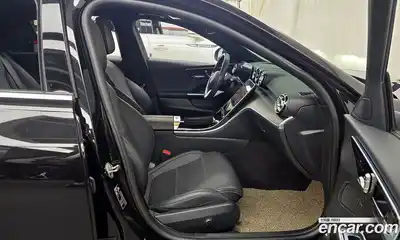 Mercedes-Benz C-Class 2023 2.0 Автомат в Москве № 176653, миниатюра 3