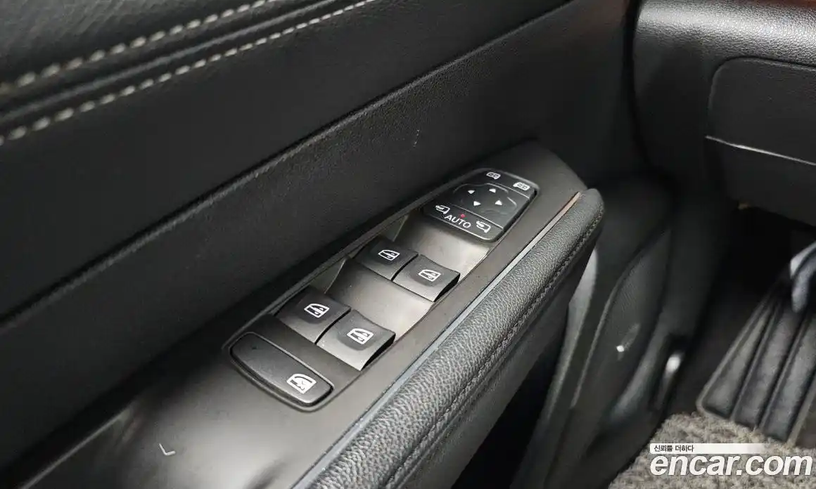 Renault SM6 2017 2.0 Автомат в Москве № 179432, фото 9