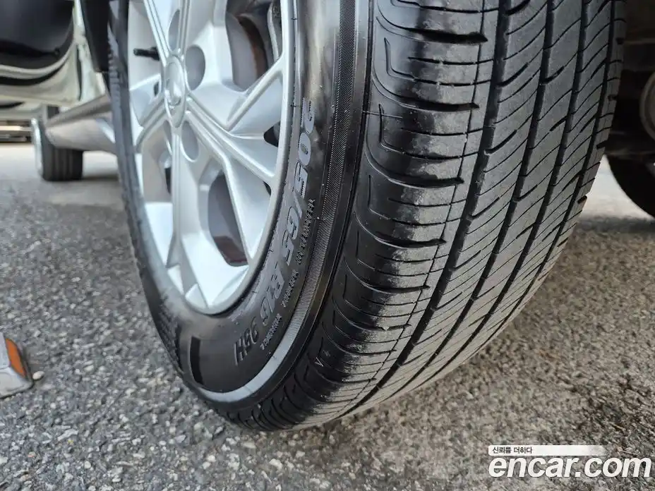 SsangYong TIBOLI 2025 1.5 Автомат в Москве № 182314, фото 7