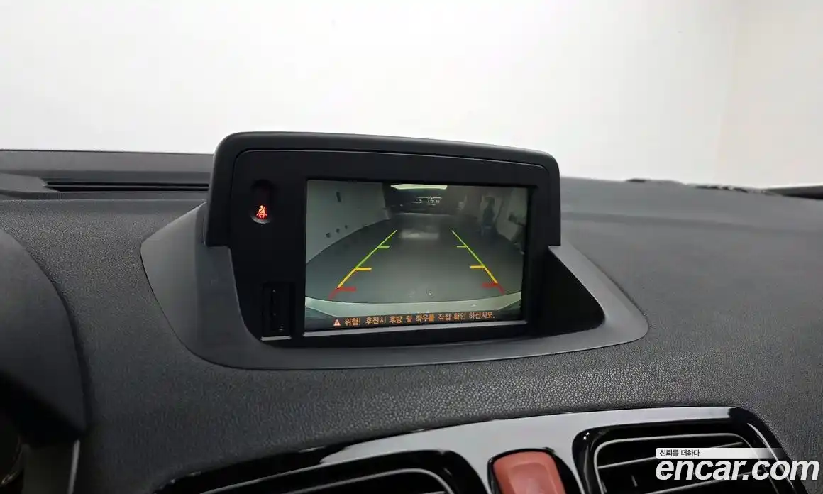 Renault SM3 2017 Автомат в Москве № 182719, фото 11