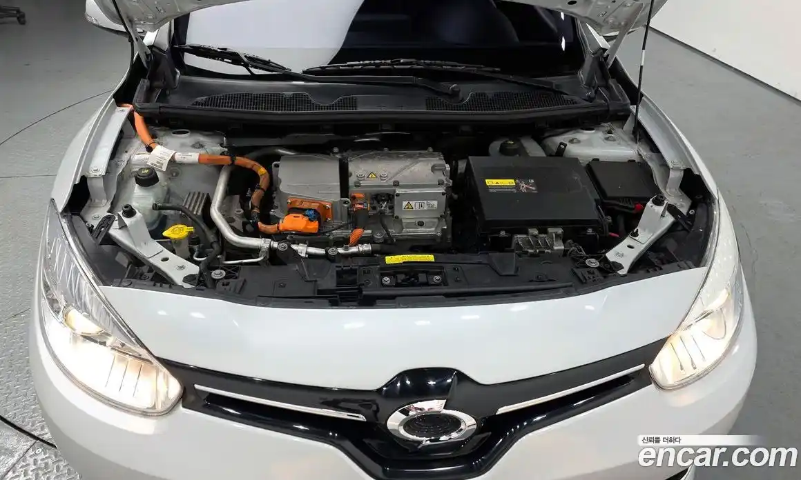 Renault SM3 2017 Автомат в Москве № 182719, фото 5