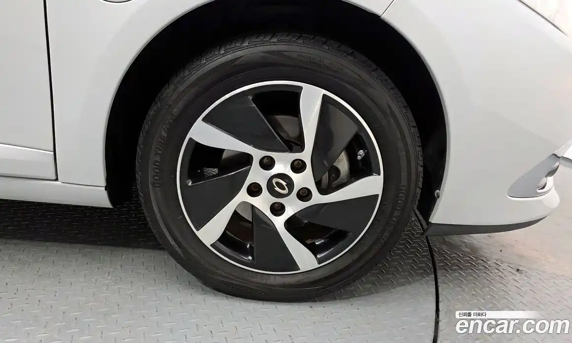 Renault SM3 2017 Автомат в Москве № 182719, фото 6