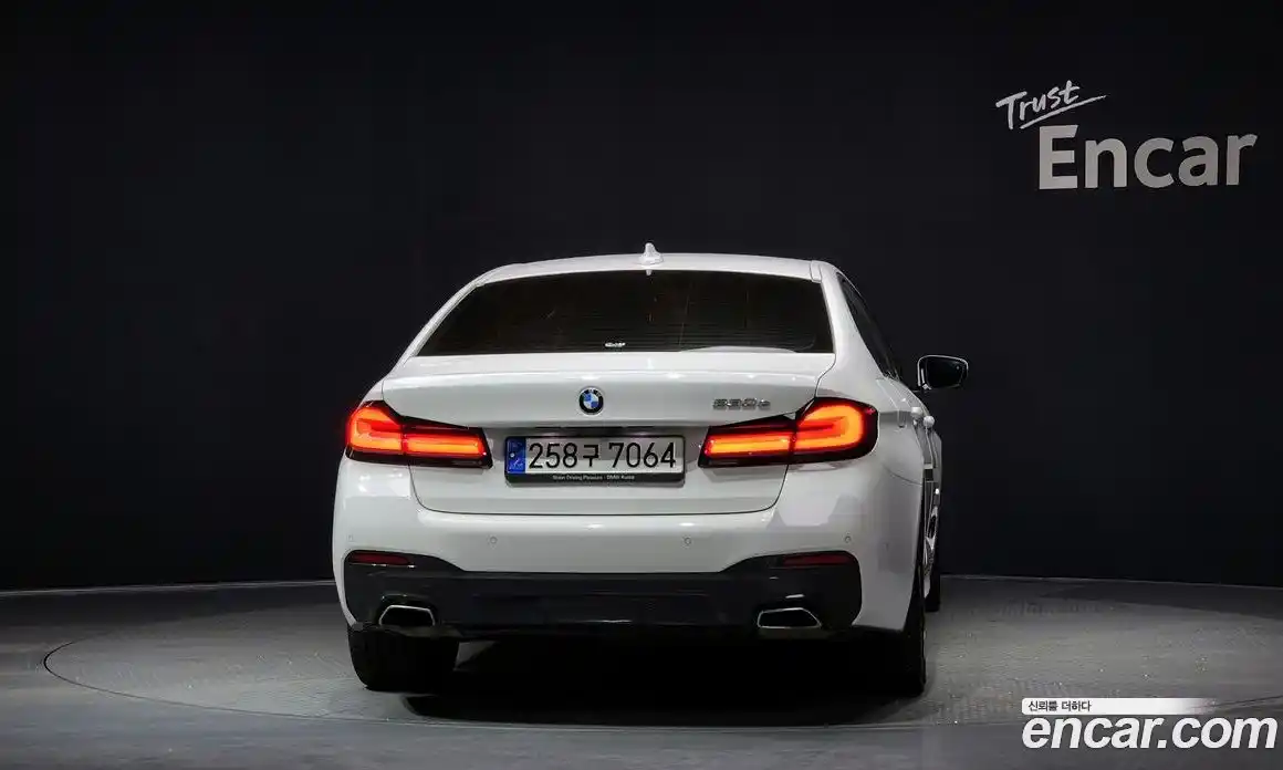 BMW 5-Series 2021 2.0 Автомат в Москве № 191418, фото 14