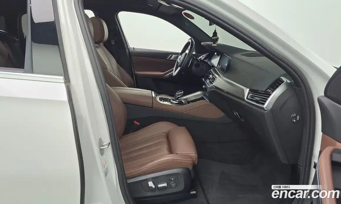 BMW X6 2022 3.0 Автомат в Москве № 191687, фото 4