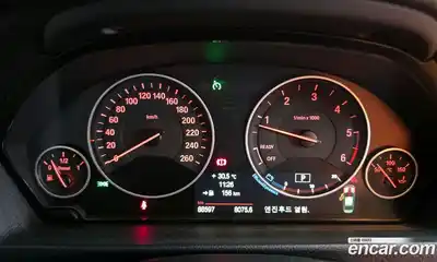 BMW 3-Series 2013 2.0 Автомат в Москве № 192969, миниатюра 2