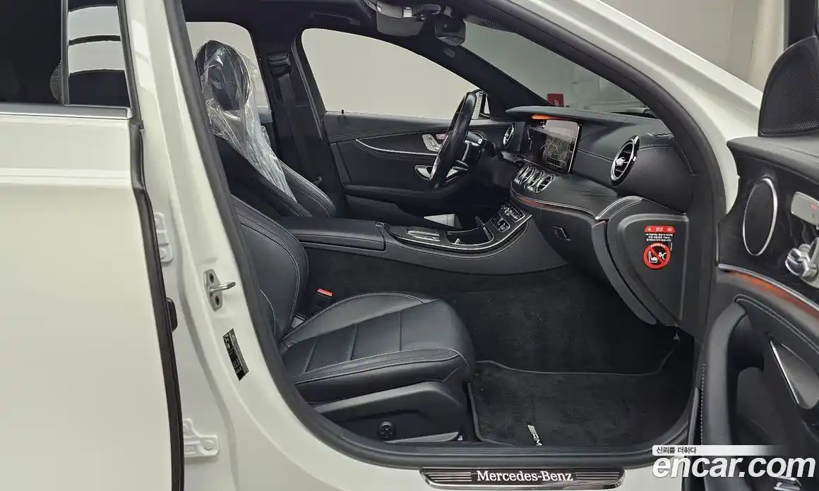 Mercedes-Benz E-Class 2021 1.9 Автомат в Москве № 194402, фото 20