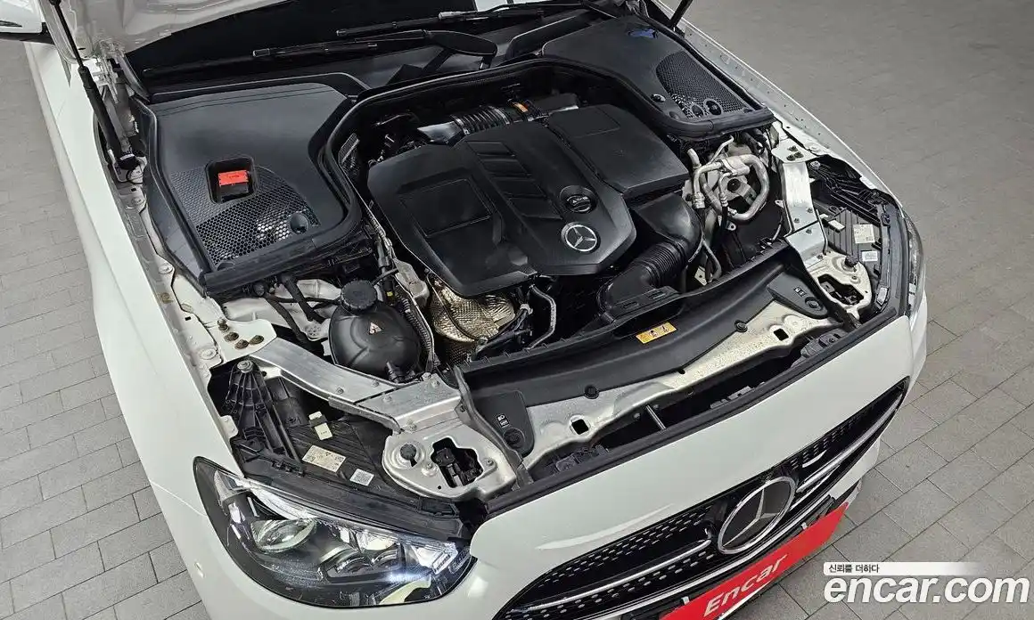 Mercedes-Benz E-Class 2021 1.9 Автомат в Москве № 194402, фото 3