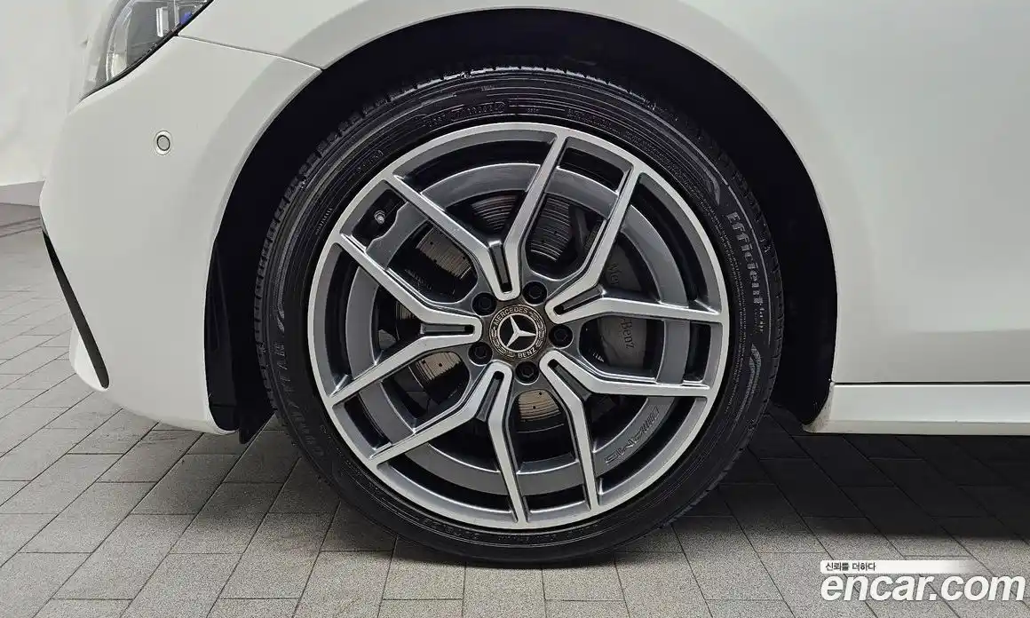 Mercedes-Benz E-Class 2021 1.9 Автомат в Москве № 194402, фото 7