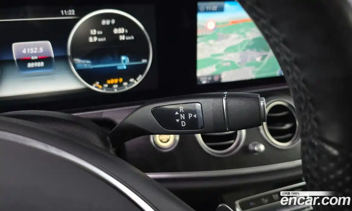 Mercedes-Benz E-Class 2017 2.0 Автомат в Москве № 195402, фото 13