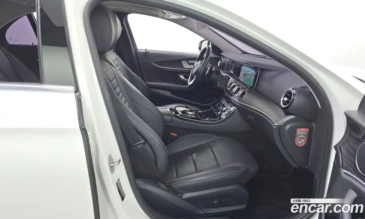 Mercedes-Benz E-Class 2017 2.0 Автомат в Москве № 195402, фото 16