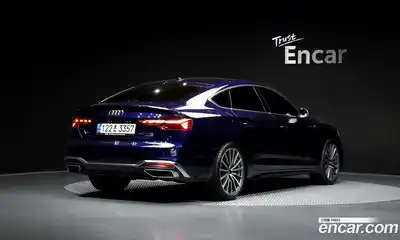 Audi A5 2023 2.0 Автомат в Москве № 195929, миниатюра 3