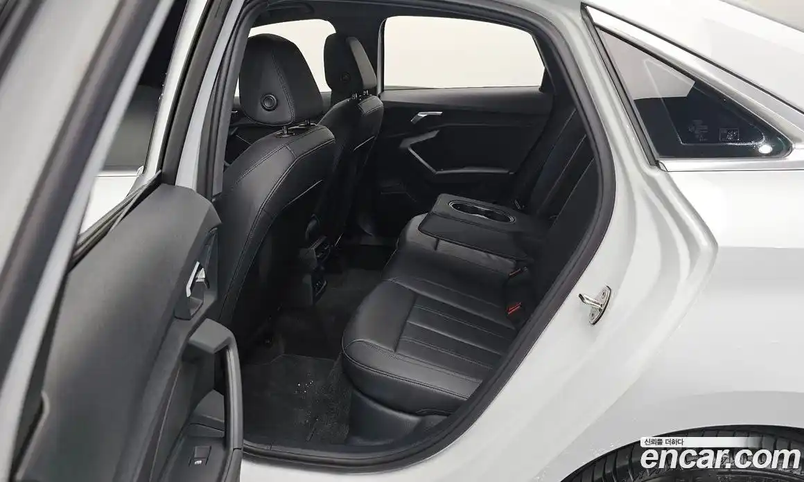 Audi A3 2024 2.0 Автомат в Москве № 195974, фото 15