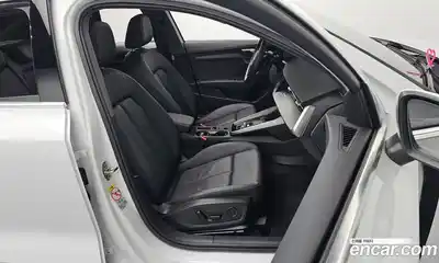 Audi A3 2024 2.0 Автомат в Москве № 195974, миниатюра 4