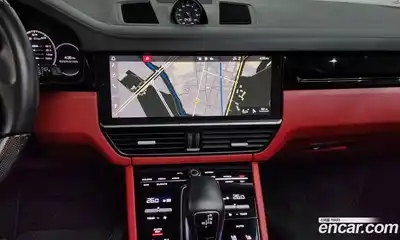 Porsche Cayenne 2021 3.0 Автомат в Москве № 197262, миниатюра 12