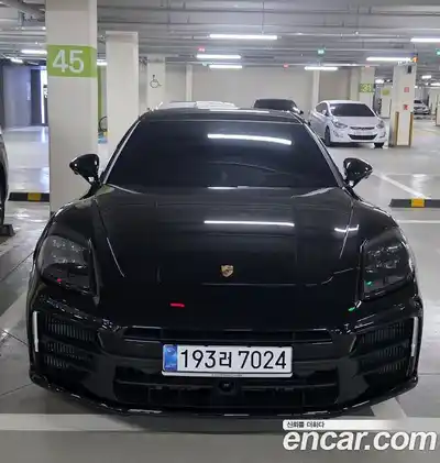 Porsche Panamera, 2025