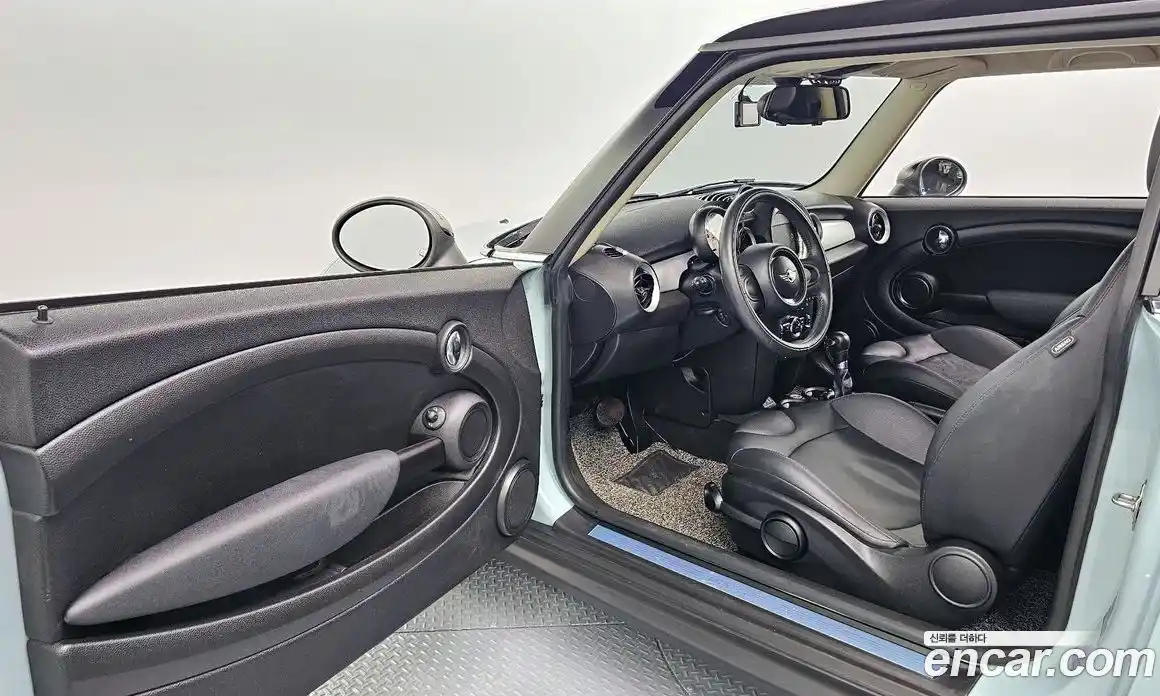 Mini Cooper 2013 2.0 Автомат в Москве № 198372, фото 12