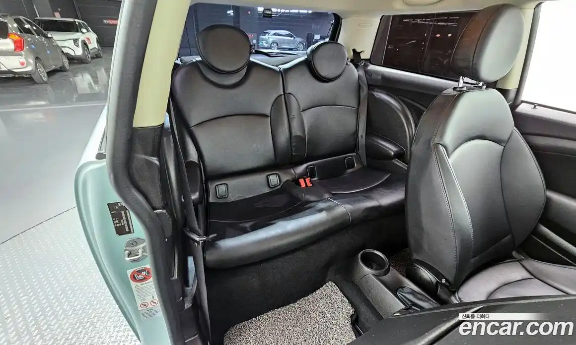 Mini Cooper 2013 2.0 Автомат в Москве № 198372, фото 6