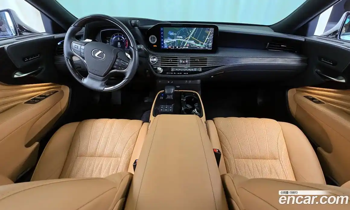 Lexus LS 2023 3.4 Автомат в Москве № 198819, фото 14