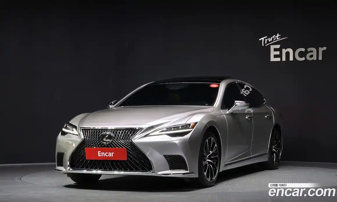 Lexus LS 2023 3.4 Автомат в Москве № 198819, фото 10