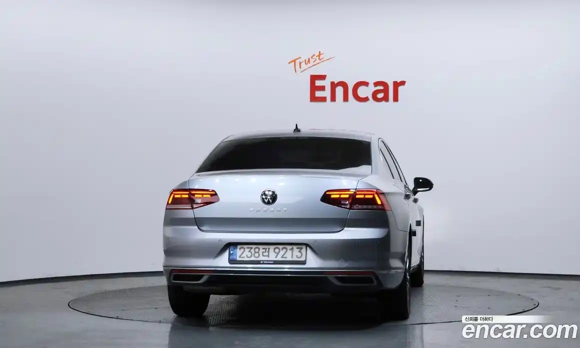 Volkswagen Passat 2022 2.0 Автомат в Москве № 199093, фото 3