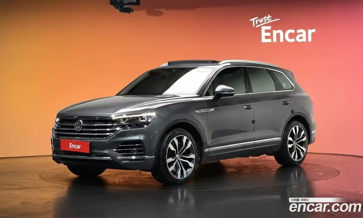 Volkswagen Touareg 2020 4.0 Автомат в Москве № 199221, фото 12