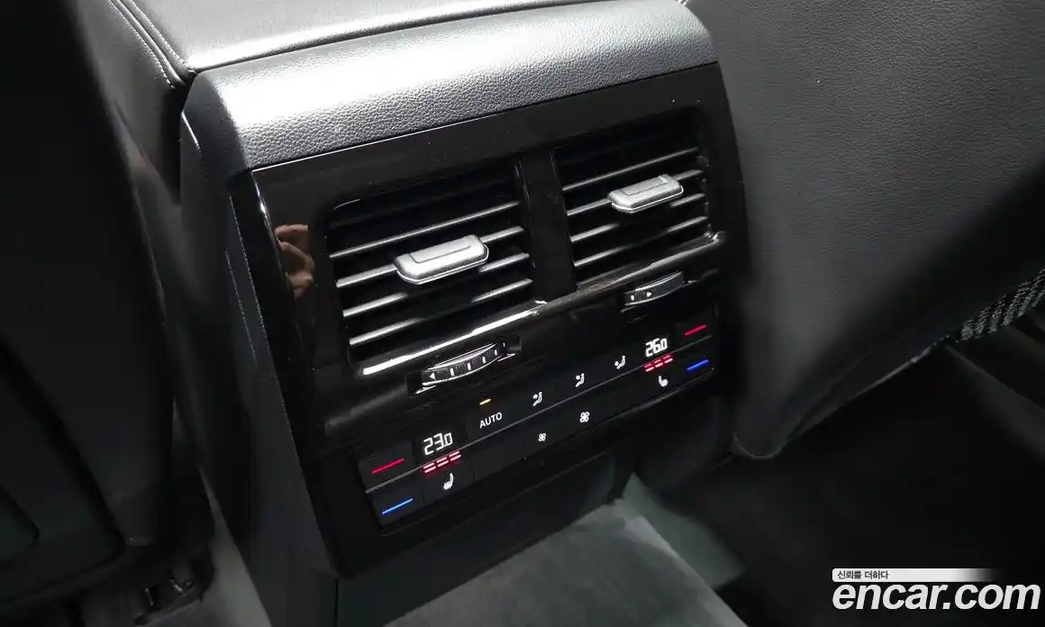 Volkswagen Touareg 2020 4.0 Автомат в Москве № 199221, фото 8