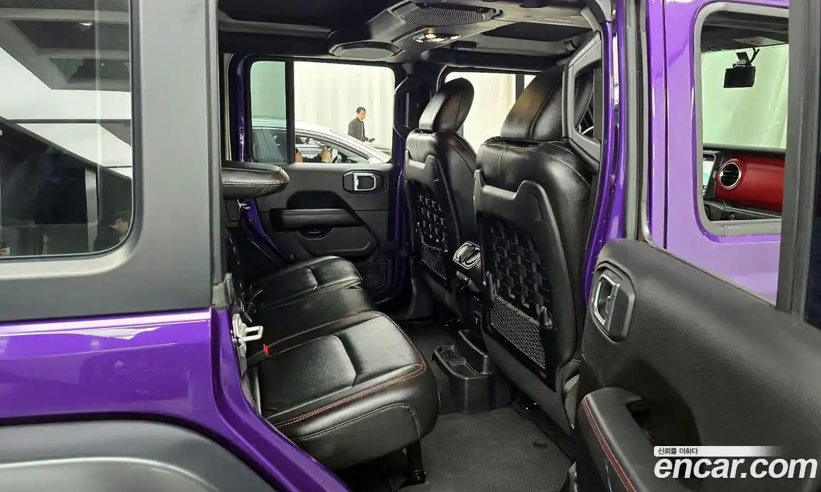 Jeep Wrangler 2023 2.0 Автомат в Москве № 199463, фото 2