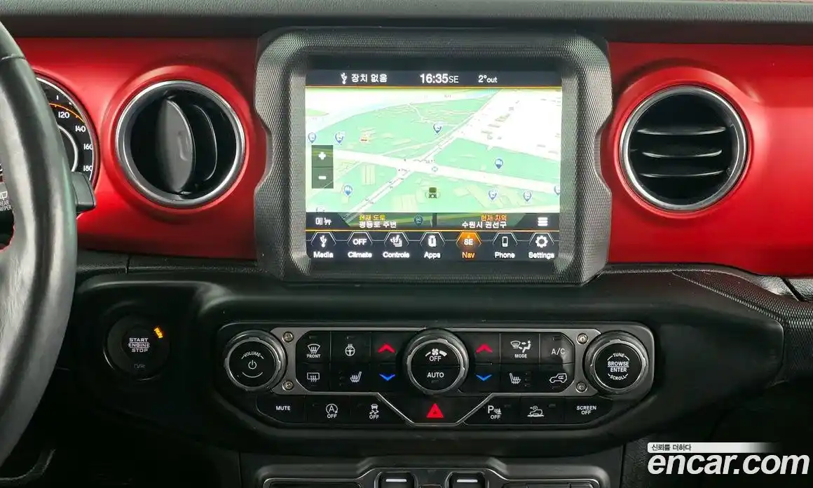 Jeep Wrangler 2023 2.0 Автомат в Москве № 199463, фото 6