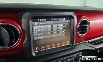 Jeep Wrangler 2023 2.0 Автомат в Москве № 199463, миниатюра 7