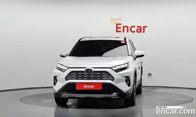 Toyota RAV4 2024 2.5 Автомат в Москве № 199557, миниатюра 5