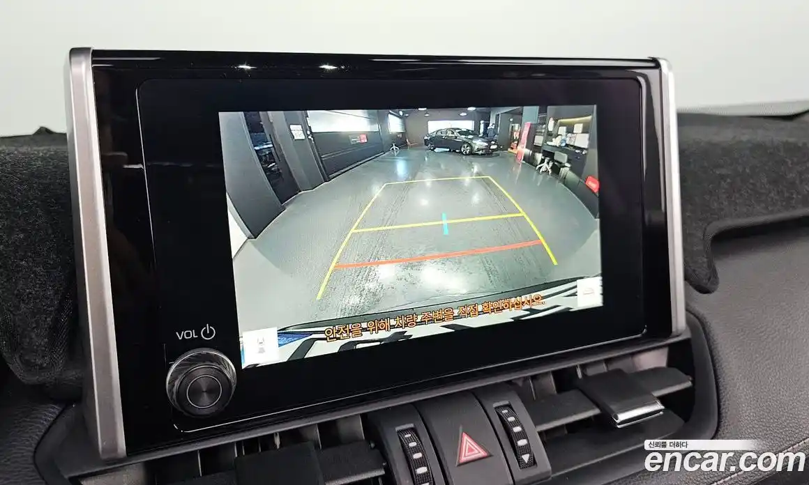 Toyota RAV4 2024 2.5 Автомат в Москве № 199557, фото 7