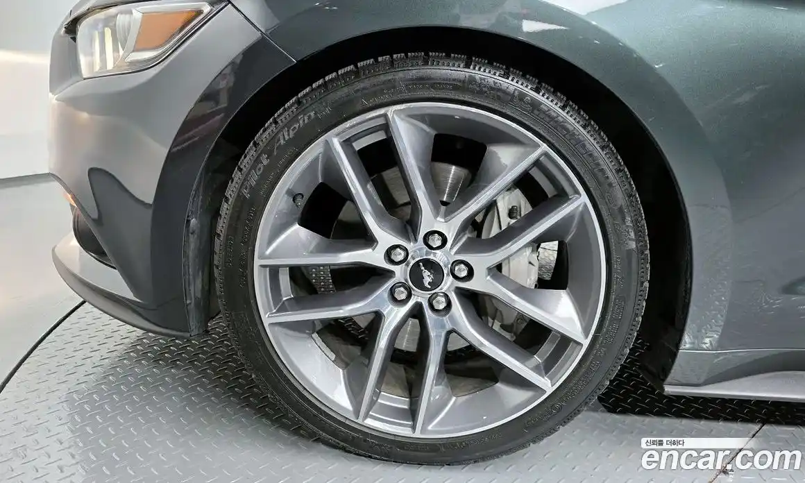 Ford Mustang 2016 5.0 Автомат в Москве № 199833, фото 19