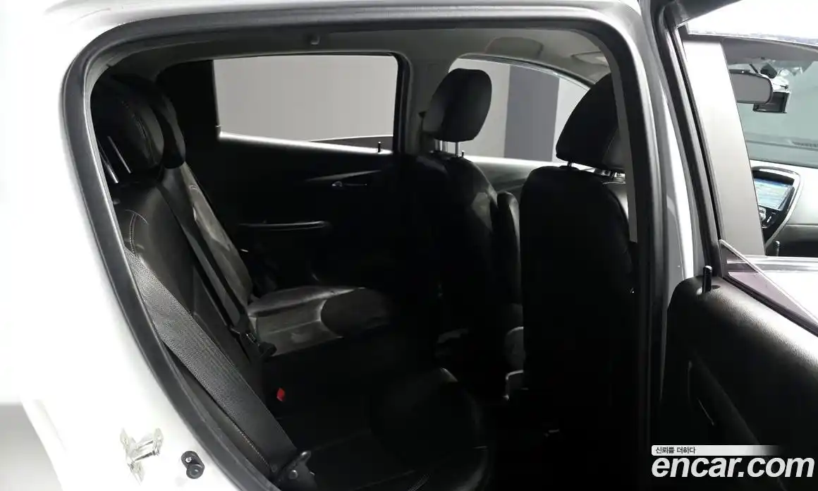 Chevrolet Spark 2016 1.0 Автомат в Москве № 202813, фото 16