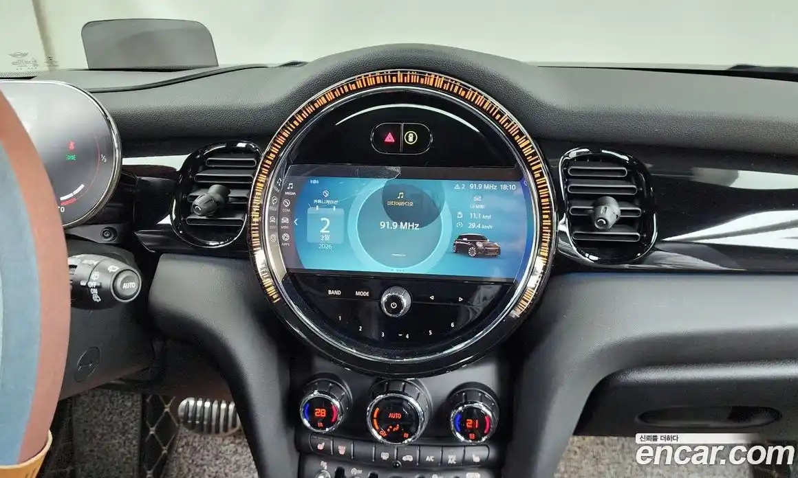 Mini Cooper 2023 2.0 Автомат в Москве № 204874, фото 14