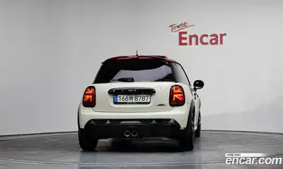 Mini Cooper 2023 2.0 Автомат в Москве № 204874, миниатюра 2