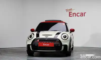 Mini Cooper 2023 2.0 Автомат в Москве № 204874, миниатюра 4