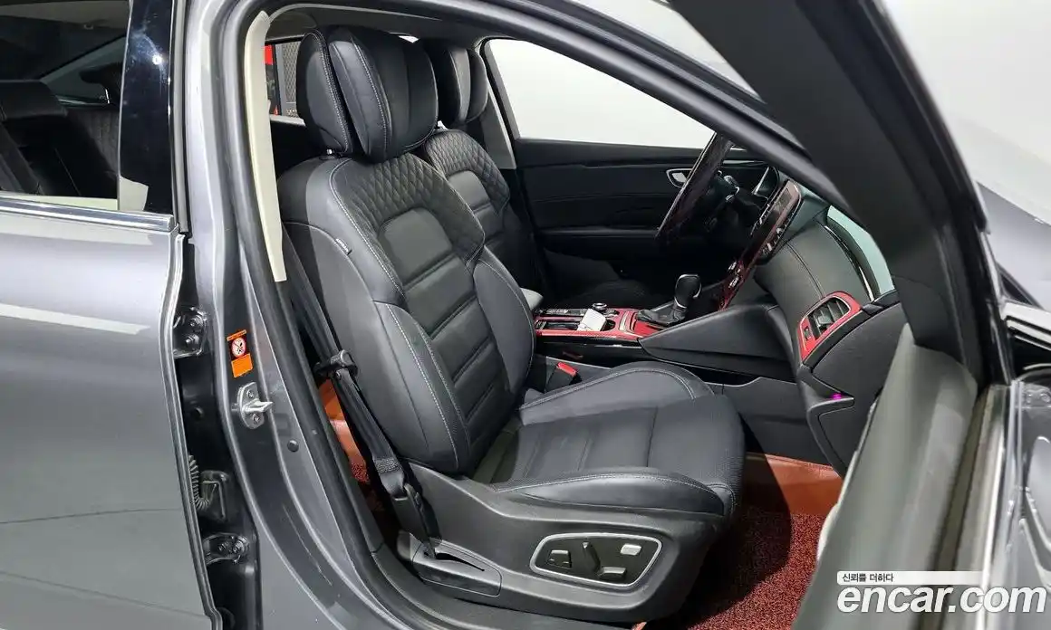 Renault SM6 2019 2.0 Автомат в Москве № 205136, фото 9