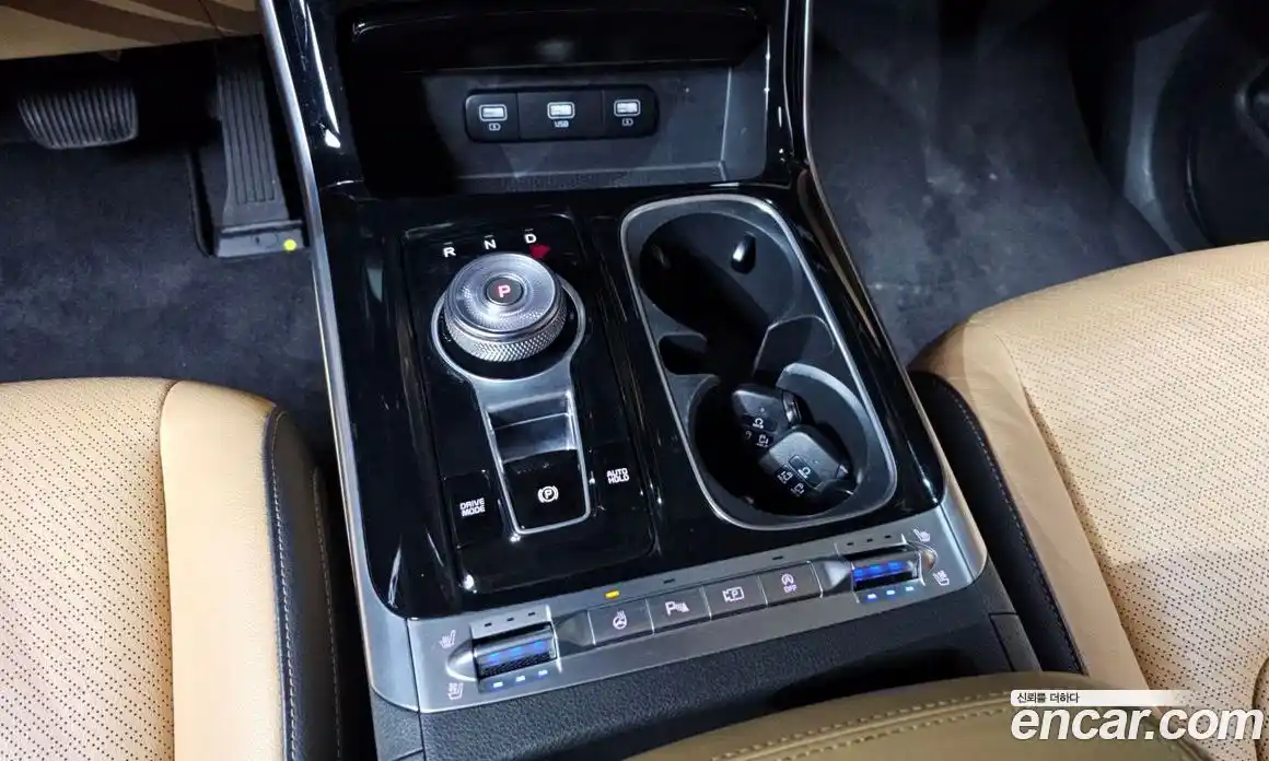 Kia Canival 2023 2.2 Автомат в Москве № 2052, фото 11