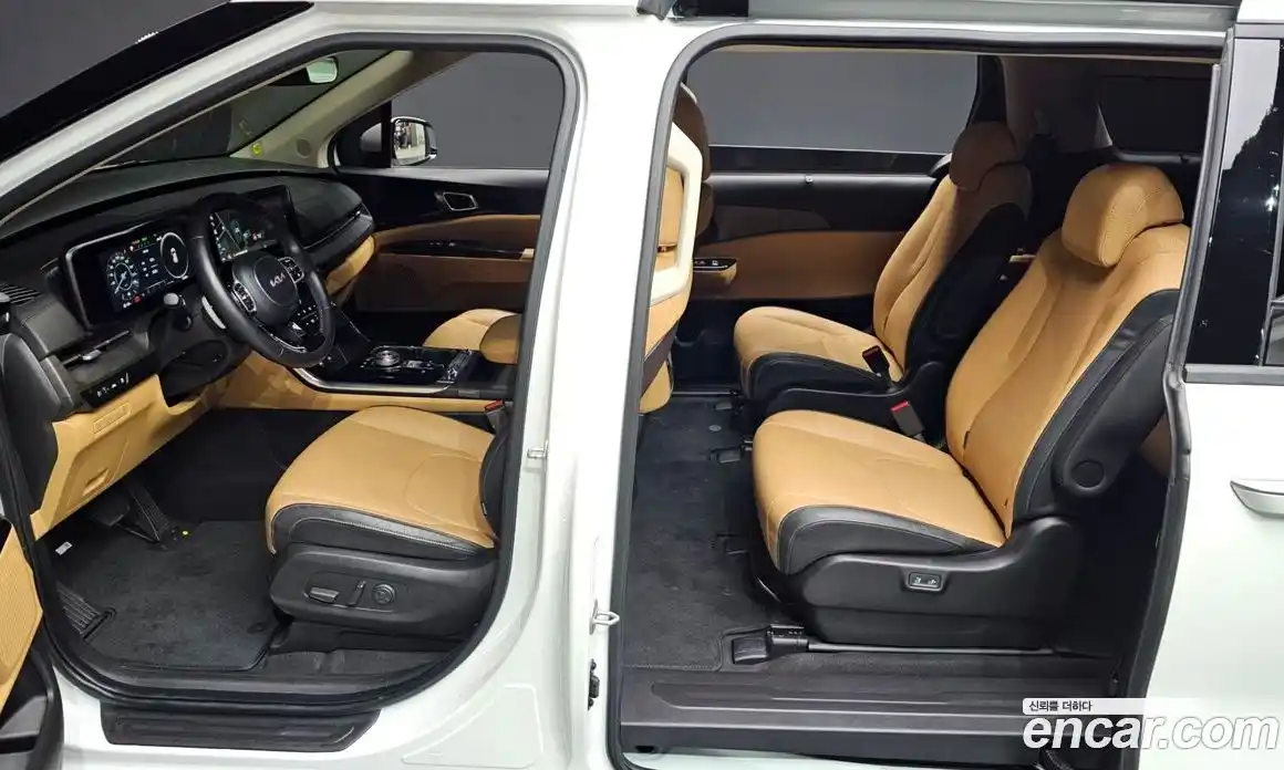 Kia Canival 2023 2.2 Автомат в Москве № 2052, фото 3