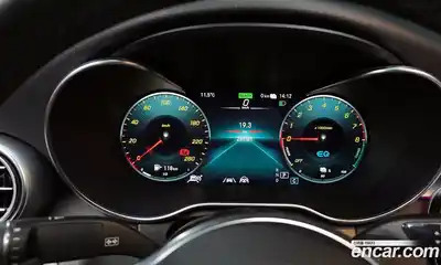 Mercedes-Benz GLC-Class 2021 2.0 Автомат в Москве № 206603, миниатюра 2