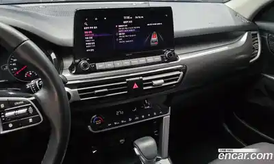 Kia Seltos 2023 1.6 Автомат в Москве № 21022, миниатюра 3