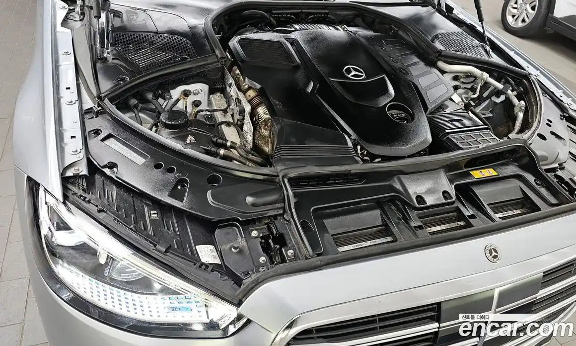 Mercedes-Benz S-Class 2022 2.9 Автомат в Москве № 211977, фото 5