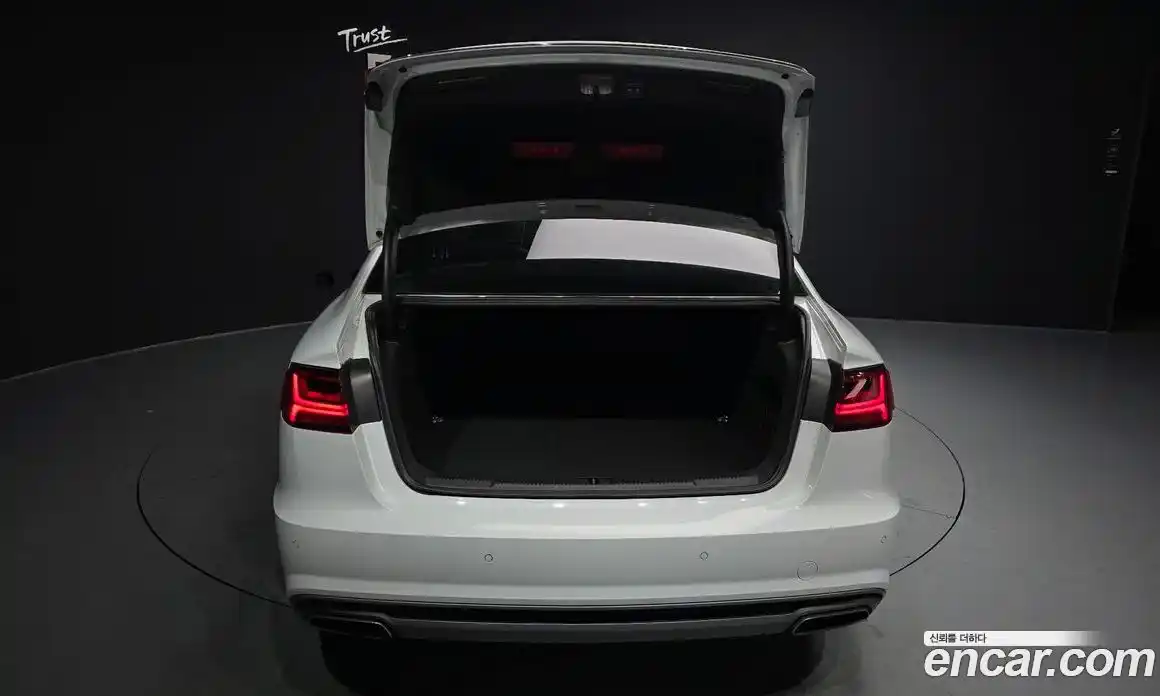 Audi A6 2016 2.0 Автомат в Москве № 212578, фото 14