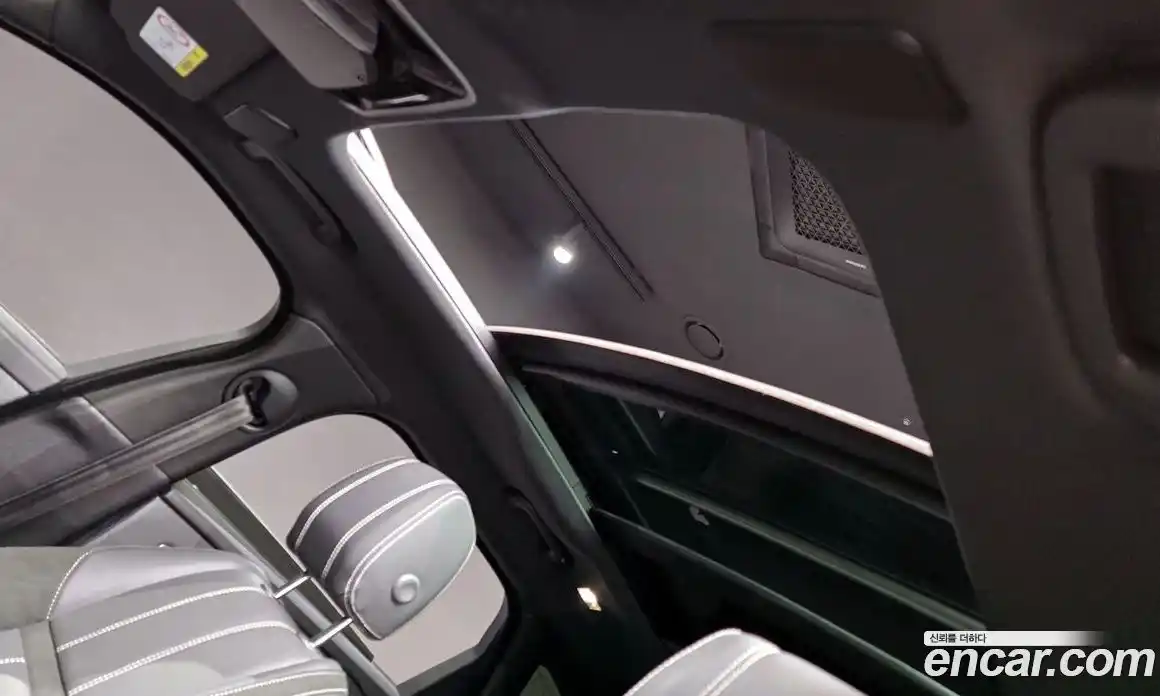 Land Rover Range-Rover Velar 2021 3.0 Автомат в Москве № 213399, фото 16