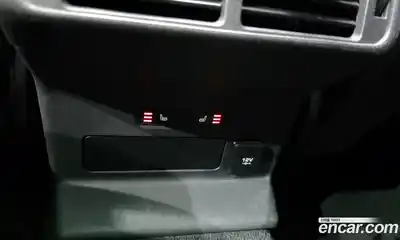 Land Rover Range-Rover Velar 2021 3.0 Автомат в Москве № 213399, миниатюра 2