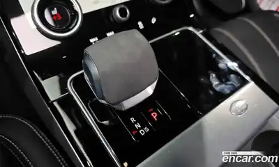 Land Rover Range-Rover Velar 2021 3.0 Автомат в Москве № 213399, миниатюра 3