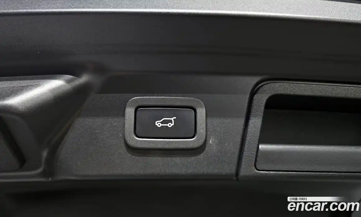 Land Rover Range-Rover Velar 2021 3.0 Автомат в Москве № 213399, фото 4